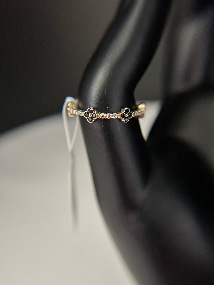 Woman’s Ring 10K Gold