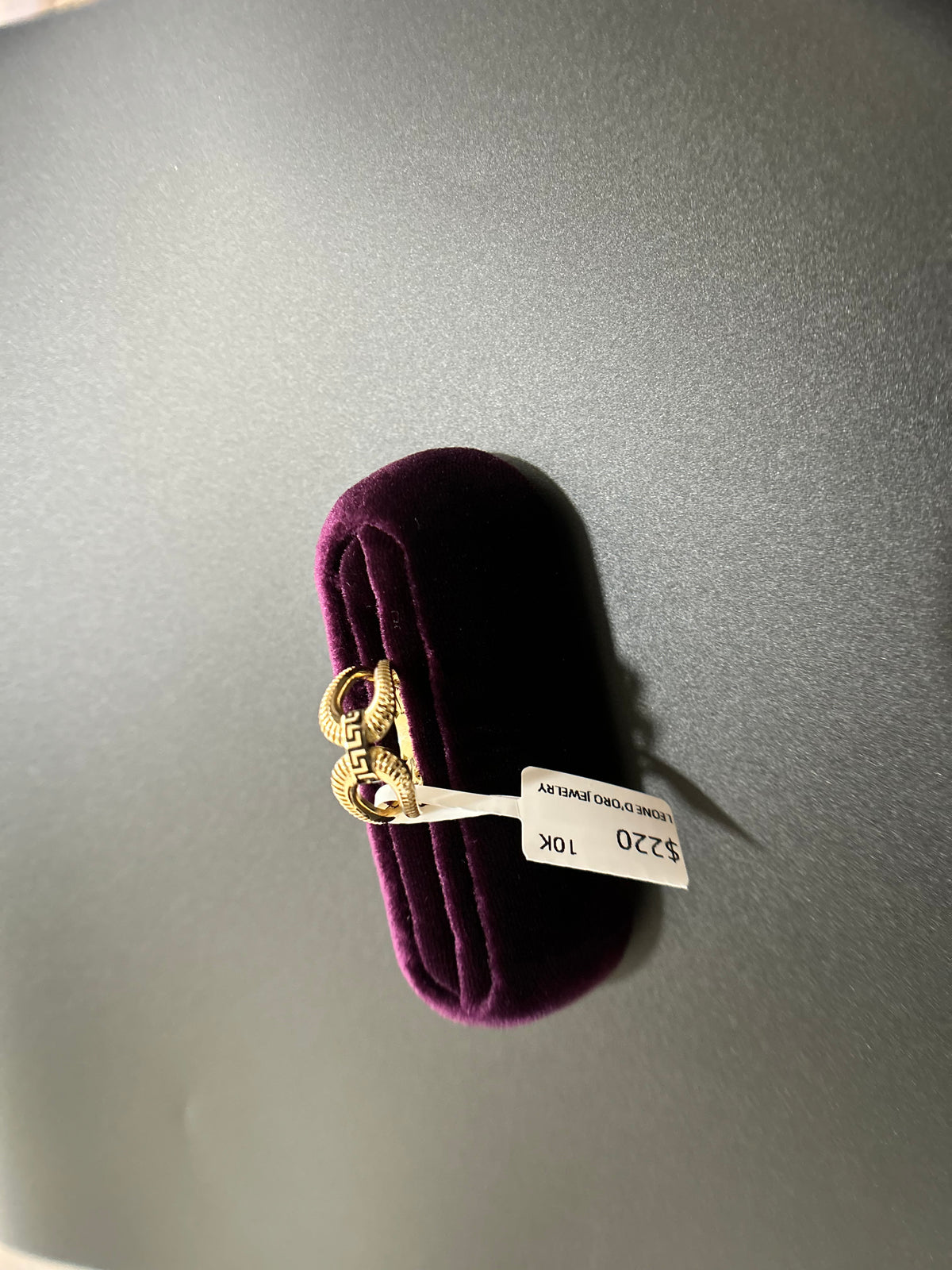 Woman’s Ring 10K Gold