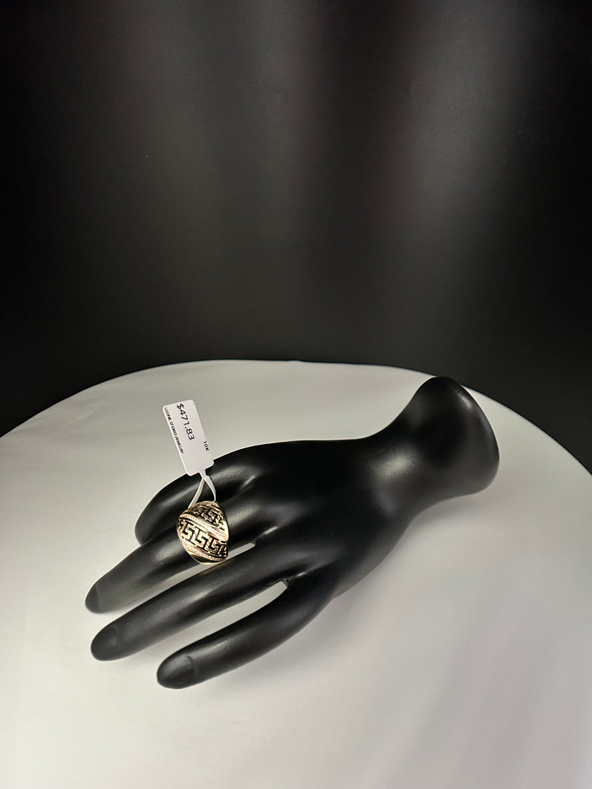Woman’s Ring 10K Gold