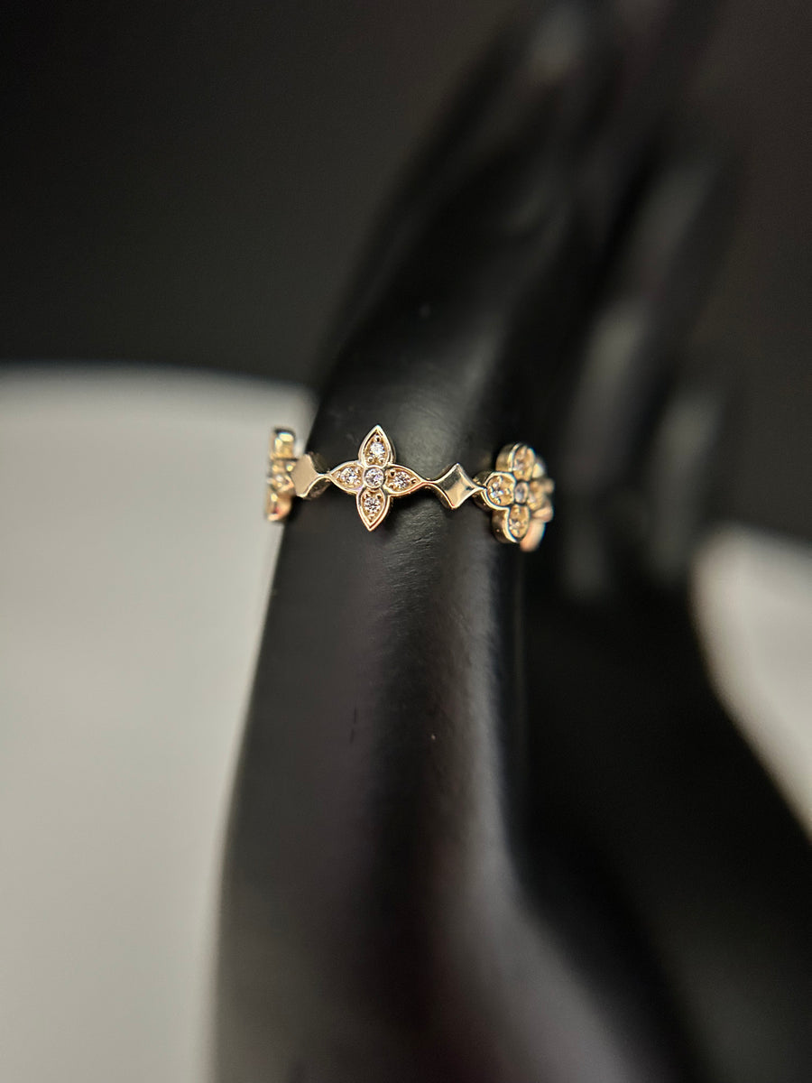 Woman’s Ring 10K Gold