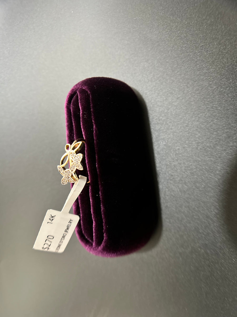 Woman’s 14K Gold Ring