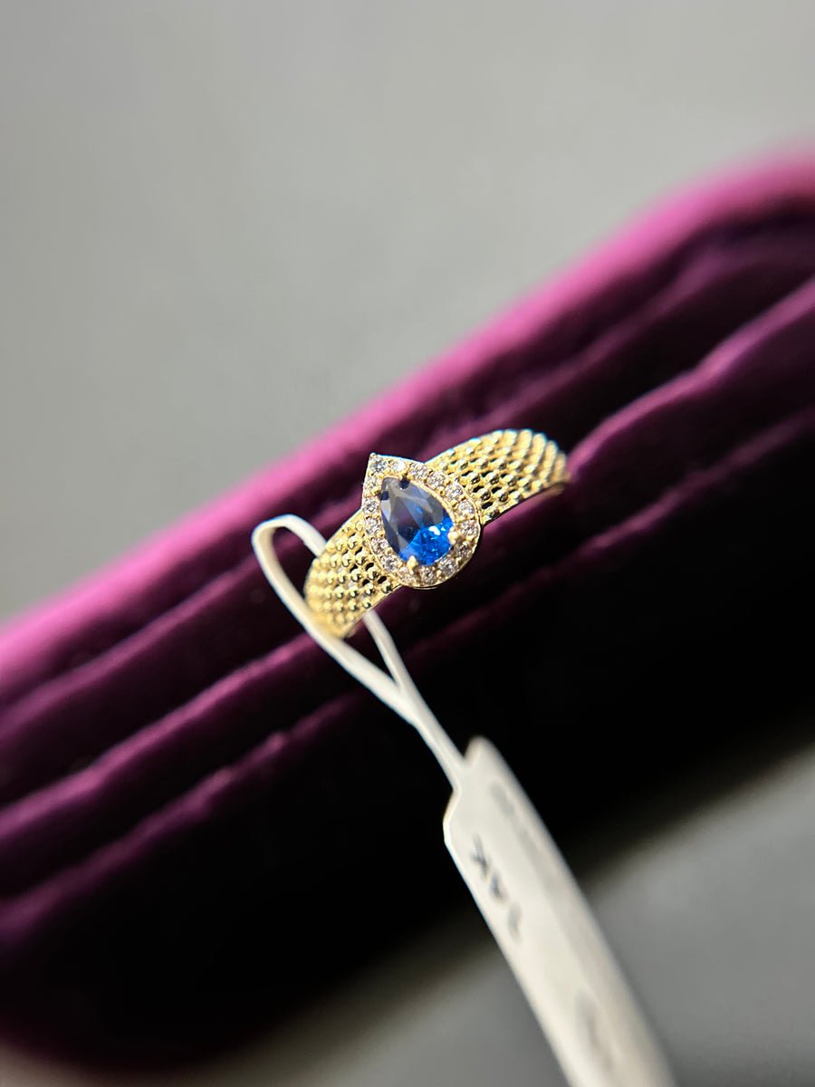 Woman’s Ring 14K Gold